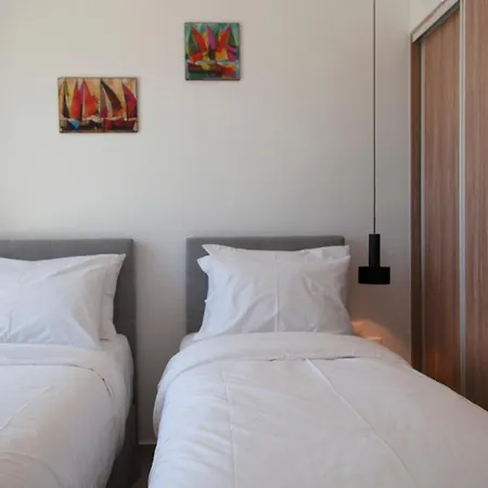 Blauw With Infinity Pool & Sea Views Lejlighed *