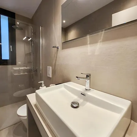 Blauw With Infinity Pool & Sea Views Apartament *