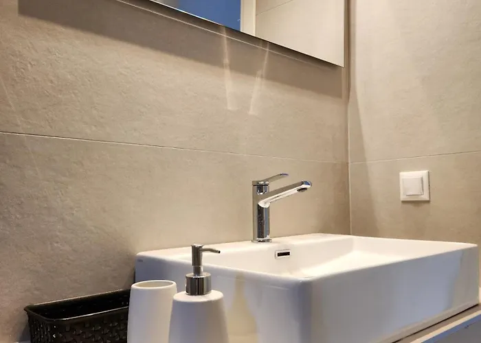 Blauw With Infinity Pool & Sea Views Apartment *